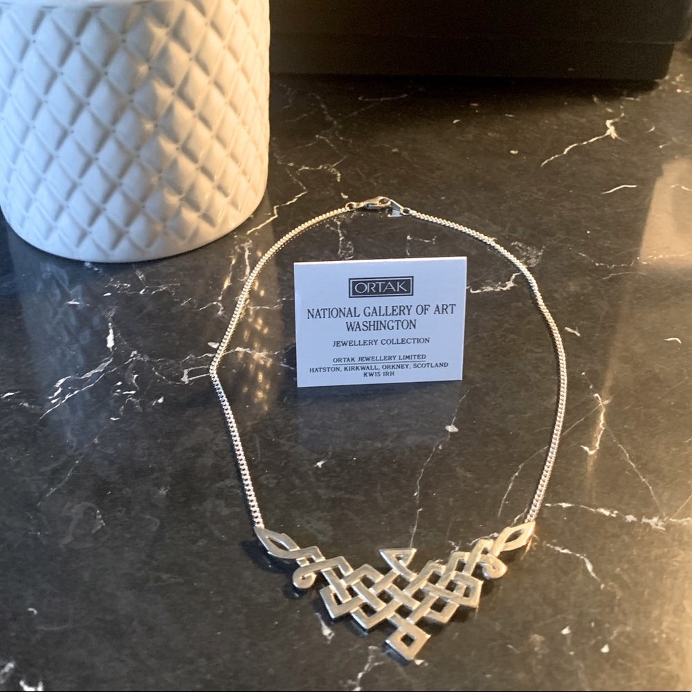 VINTAGE STERLING SILVER NECKLACE